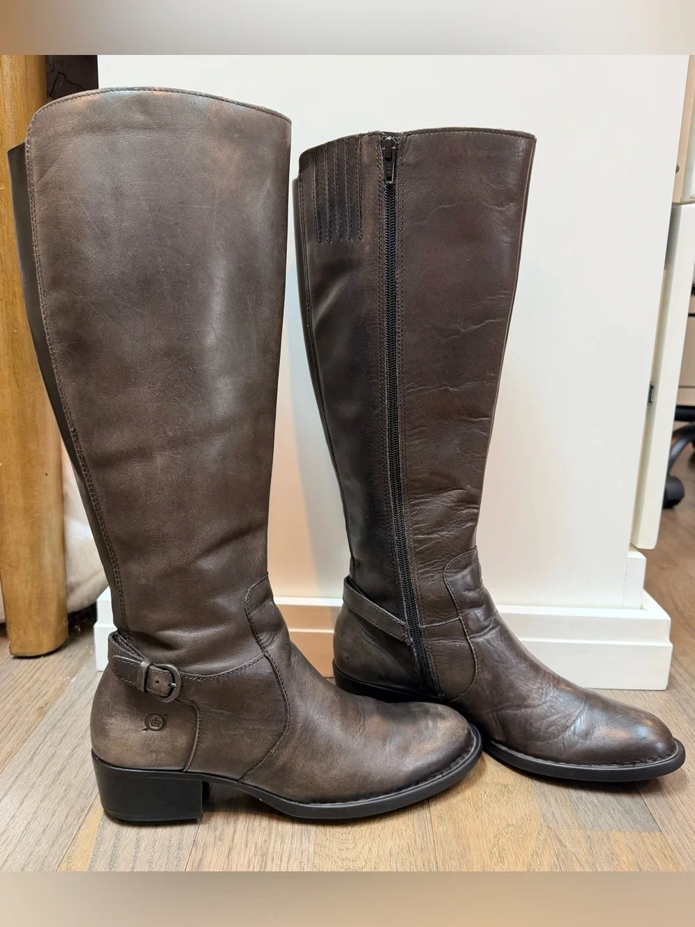 Born Helen Knee High Leather Riding Boots Distressed Womens 8 Tall Comfort